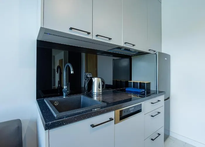 Lux Апартаменти *